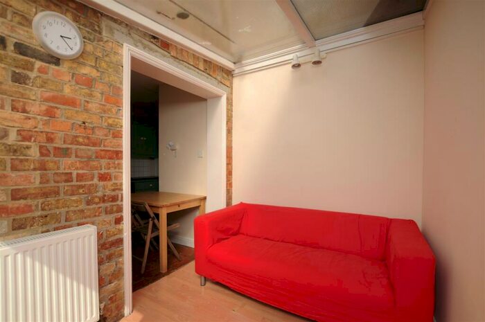7 Bedroom House To Rent In Hurst StreetOxford, OX4