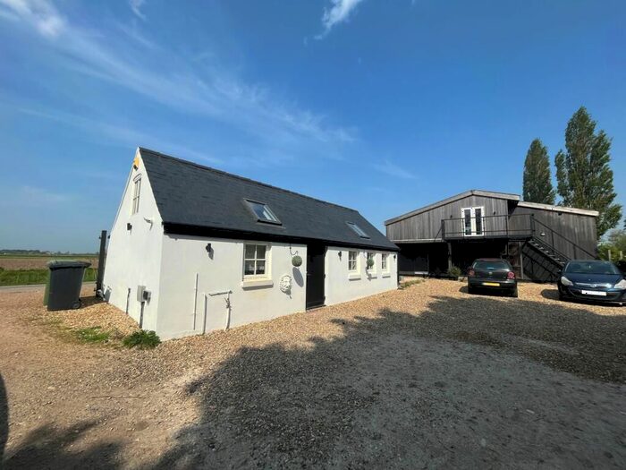 1 Bedroom Barn Conversion For Sale In Molls Drove, Friday Bridge, Wisbech, PE14