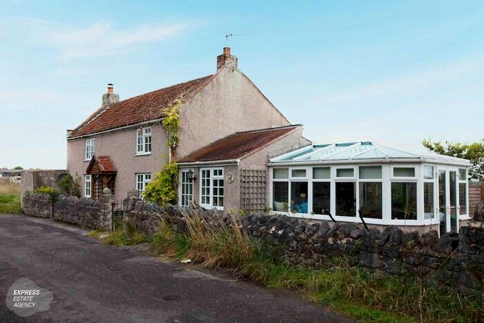 3 Bedroom Detached House For Sale In Withy Road, East Huntspill, Highbridge, TA9