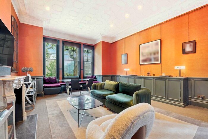 1 Bedroom Flat For Sale In Evelyn Gardens, London, SW7