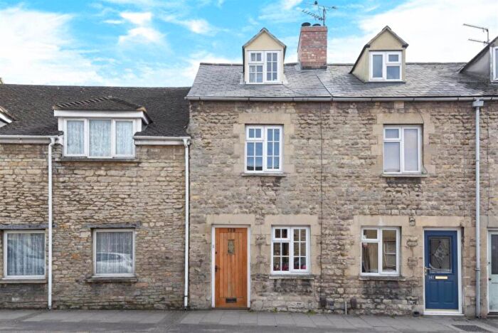 2 Bedroom Cottage To Rent In Corn Street, Witney, OX28