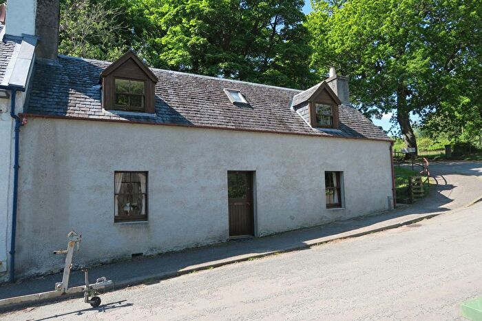 3 Bedroom Semi-detached House For Sale In Harbour Street, Plockton, IV52