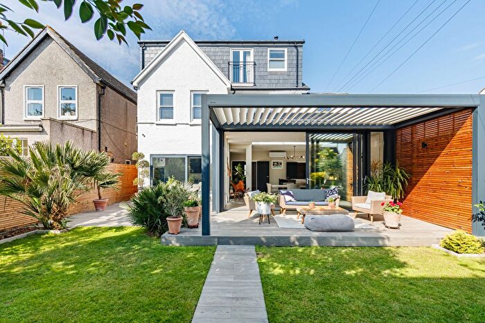 5 Bedroom Detached House For Sale In Leinster Avenue, London, SW14