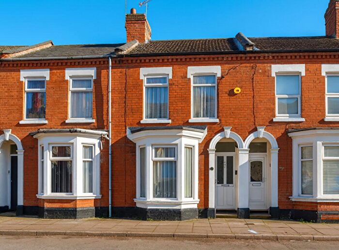 2 Bedroom Terraced House For Sale In Derby Road, Abington, NN1