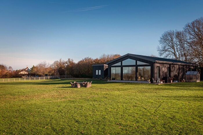 4 Bedroom Detached House For Sale In Chinnor Road, Bledlow, Princes Risborough, Buckinghamshire, HP27