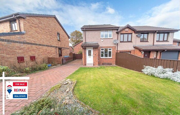 2 Bedroom Semi-Detached House For Sale In Braeside Park, Mid Calder, EH53