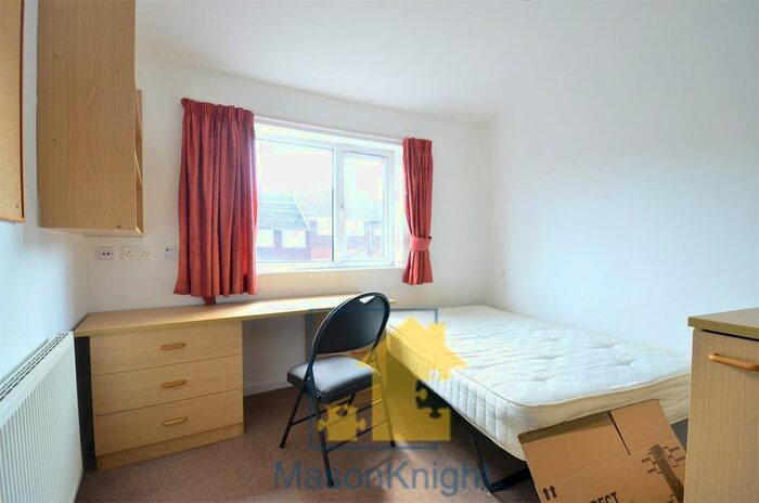 4 Bedroom Flat To Rent In St. Stephens Road, Selly Oak, Birmingham, B29