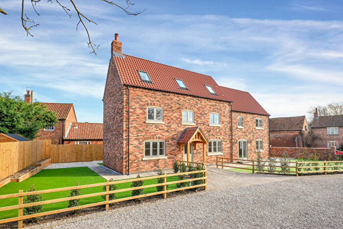 4 Bedroom Detached House For Sale In Grantham Road, Bottesford, NG13