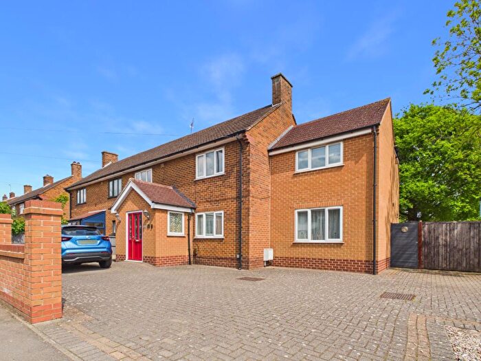 5 Bedroom Semi-Detached House For Sale In Wood Road, Chaddesden, DE21