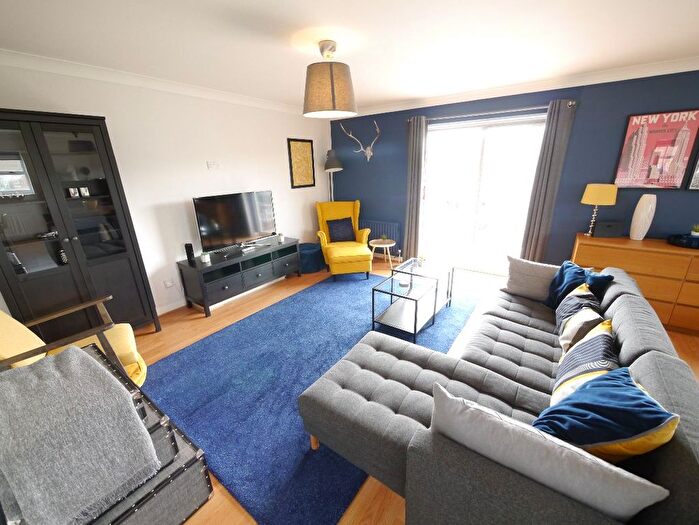 2 Bedroom Flat For Sale In St. Peters Wharf, Newcastle Upon Tyne, NE6