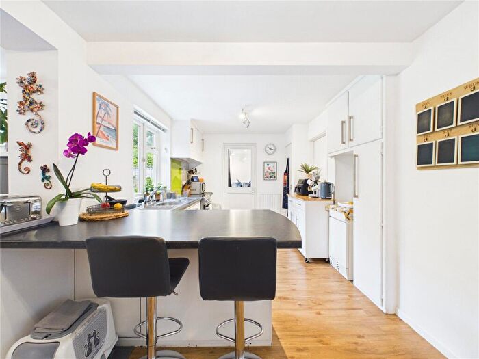 4 Bedroom Semi-Detached House For Sale In Fenshurst Gardens, Bristol, BS41