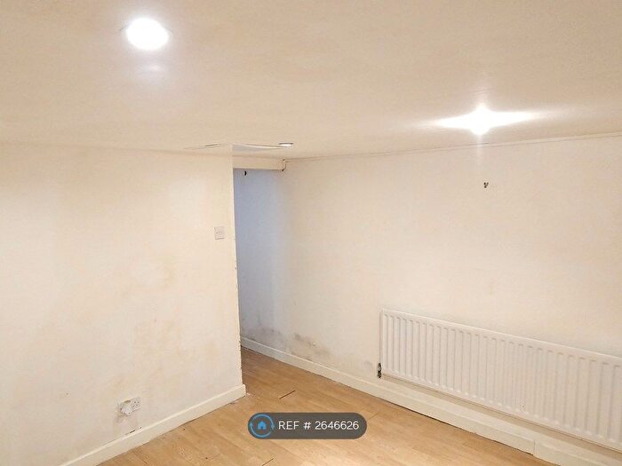1 Bedroom Flat To Rent In Waverley St, Worcester, WR5