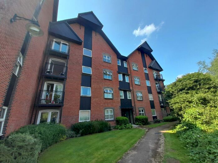 2 Bedroom Apartment To Rent In The Wharf, Leighton Buzzard, LU7