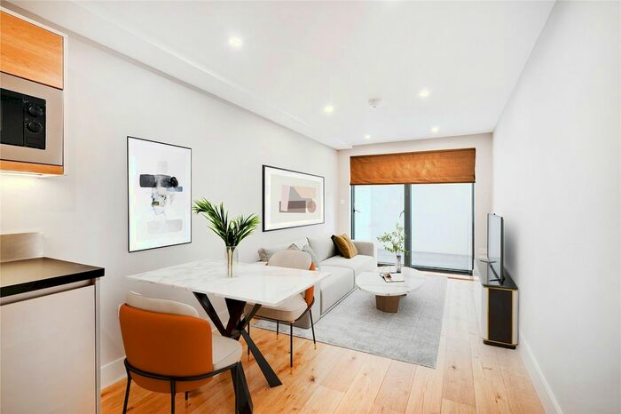 1 Bedroom Flat To Rent In Fulham Road, London, SW10