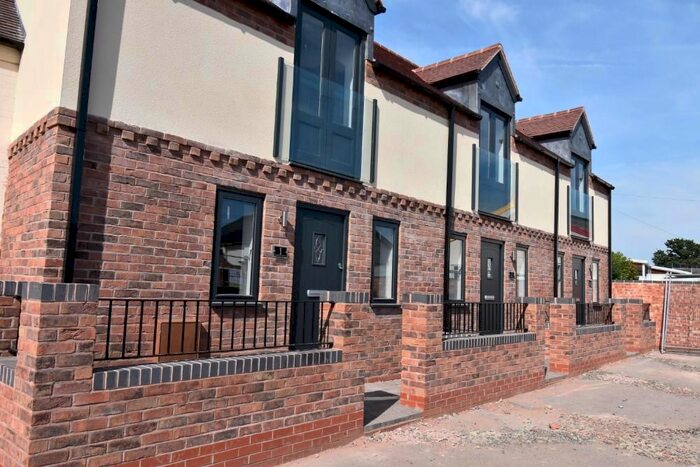 2 Bedroom Property To Rent In Swanpool Walk, Worcester St. Johns, Worcester, WR2