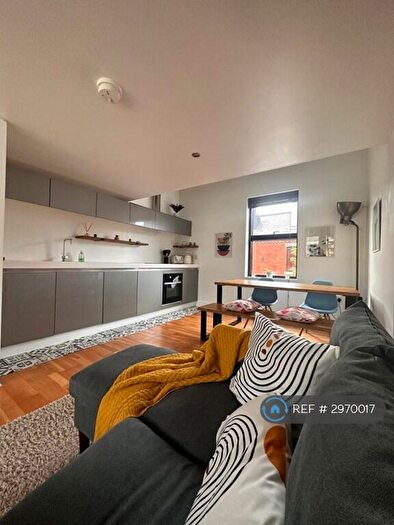 2 Bedroom Terraced House To Rent In Reservoir Street, Salford, M6