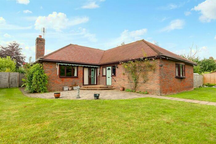 3 Bedroom Detached Bungalow To Rent In Syke Cluan Close, Barnham, PO22
