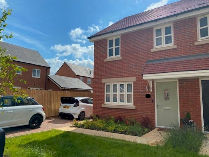 2 Bedroom Semi-Detached House For Sale In Clements Road, Chalgrove, Oxford, OX44