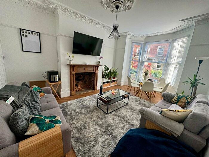 6 Bedroom House To Rent In Richmond Road, Montpelier, Bristol, BS6