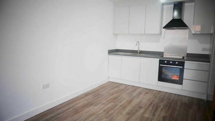 1 Bedroom Flat To Rent In Lombard Street, West Bromwich, B70