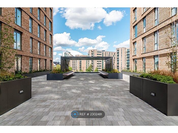 1 Bedroom Flat To Rent In Wharf End, Manchester, M17