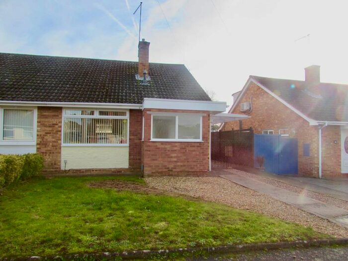 2 Bedroom Bungalow To Rent In Harrow Way, Kingsthorpe, Northampton, NN2