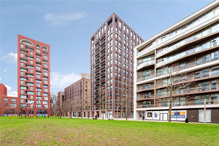 1 Bedroom Flat For Sale In Fenman House, Lewis Cubitt Walk, N1C