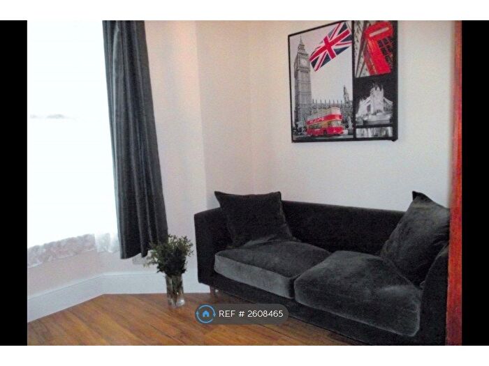 1 Bedroom Flat To Rent In Ham Park Road, London, E15