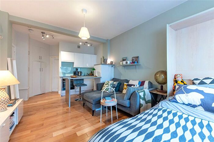 Studio For Sale In Broadwalk Court, Palace Gardens Terrace, London, W8
