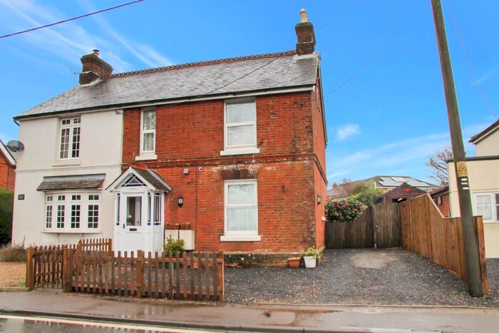 3 Bedroom Semi-Detached House For Sale In Shedfield, Hampshire, SO32
