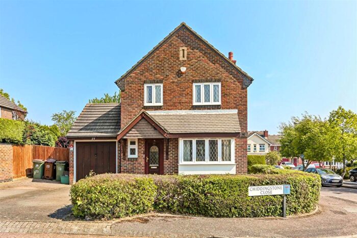 4 Bedroom Detached House To Rent In Chiddingstone Close, Sutton, SM2