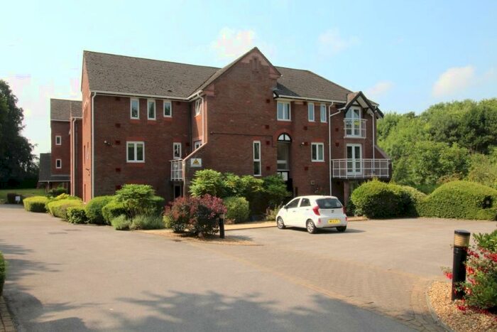 2 Bedroom Apartment To Rent In Macclesfield Road, Wilmslow, Cheshire, SK9