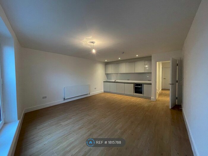 2 Bedroom Flat To Rent In Vale Road, Crosby, L23