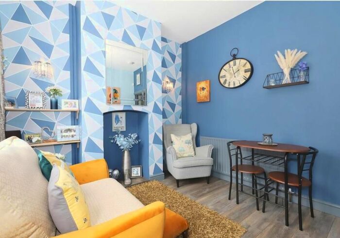 2 Bedroom Property To Rent In Wood Street, Kidderminster, DY11