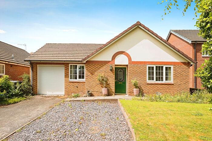 3 Bedroom Bungalow For Sale In Park Fechan Gardens, Whittington, Oswestry, Shropshire, SY11