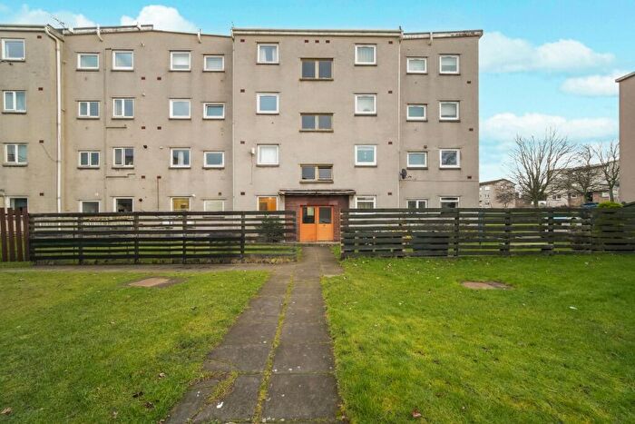 2 Bedroom Flat To Rent In Forrester Park Gardens, Edinburgh, EH12