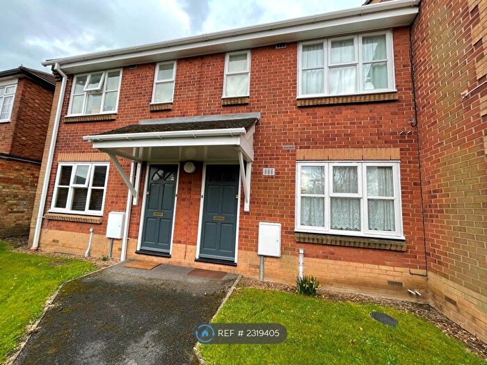 1 Bedroom Maisonette To Rent In Burns Avenue, Chadwell Heath, Romford, RM6