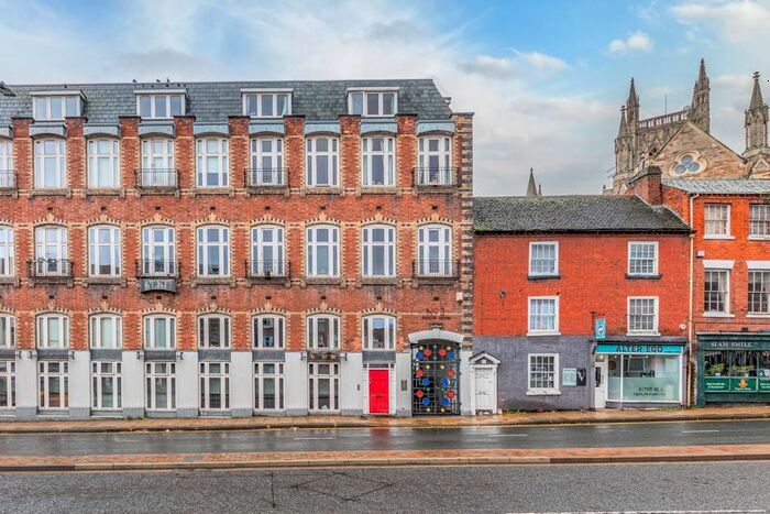 2 Bedroom Flat To Rent In College Street, Worcester, WR1