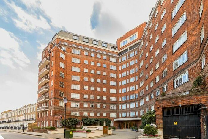 2 Bedroom Flat To Rent In Cheltenham Terrace, London, SW3