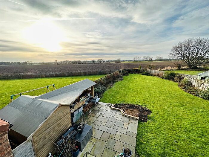 5 Bedroom Detached House For Sale In Windsor Close, Cawood, YO8