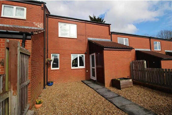 2 Bedroom Terraced House To Rent In Thistlecroft, Preston, PR2