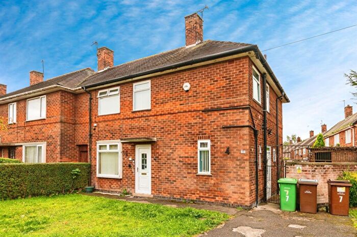 3 Bedroom End Of Terrace House For Sale In Bartlow Road, Nottingham, NG8
