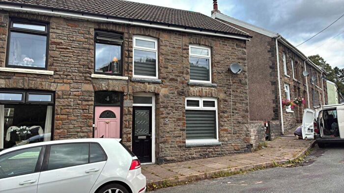 4 Bedroom Terraced House To Rent In Highland Place, Ogmore Vale, Bridgend, CF32