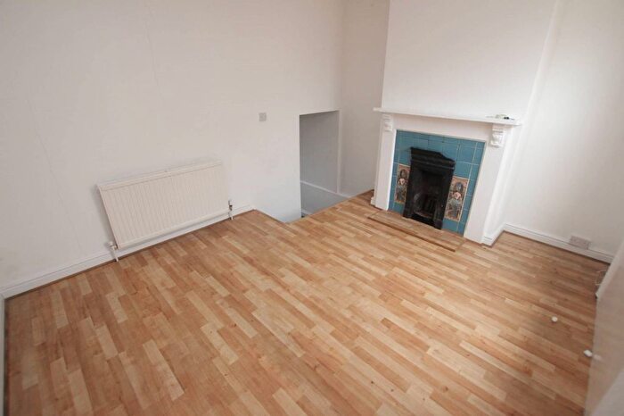 1 Bedroom Flat To Rent In Newark Street, Reading, RG1