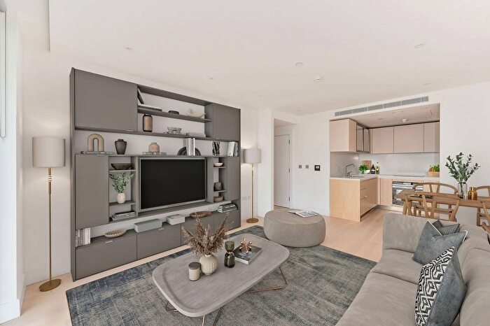 1 Bedroom Flat For Sale In Fitzroy House, Battersea, London, SW11