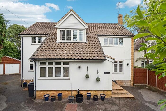 5 Bedroom Detached House For Sale In Oldfield Catchment - Bray Road, Maidenhead, SL6
