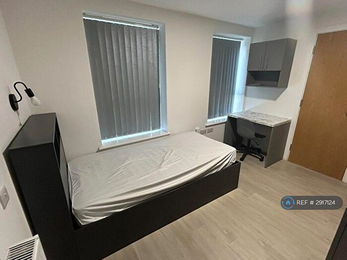 Studio To Rent In Humphrey Road, Manchester, M16