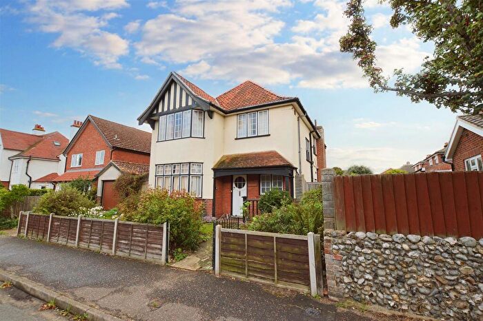 4 Bedroom Detached House For Sale In Alexandra Road, Sheringham, NR26