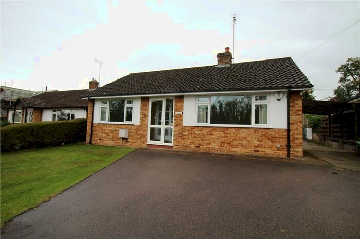 2 Bedroom Bungalow To Rent In Rambling Way, Potten End, Berkhamsted, Hertfordshire, HP4