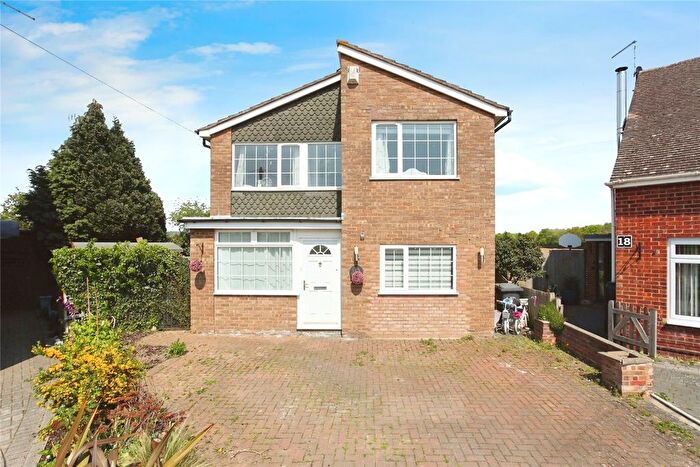 4 Bedroom Detached House For Sale In Medway Meadows, East Peckham, Tonbridge, Kent, TN12